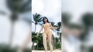 yellow sa beach sarapbabe